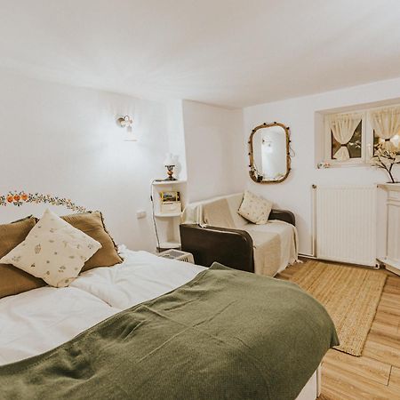 Republicii Rustic Apartament In Brasov City Center Exterior photo