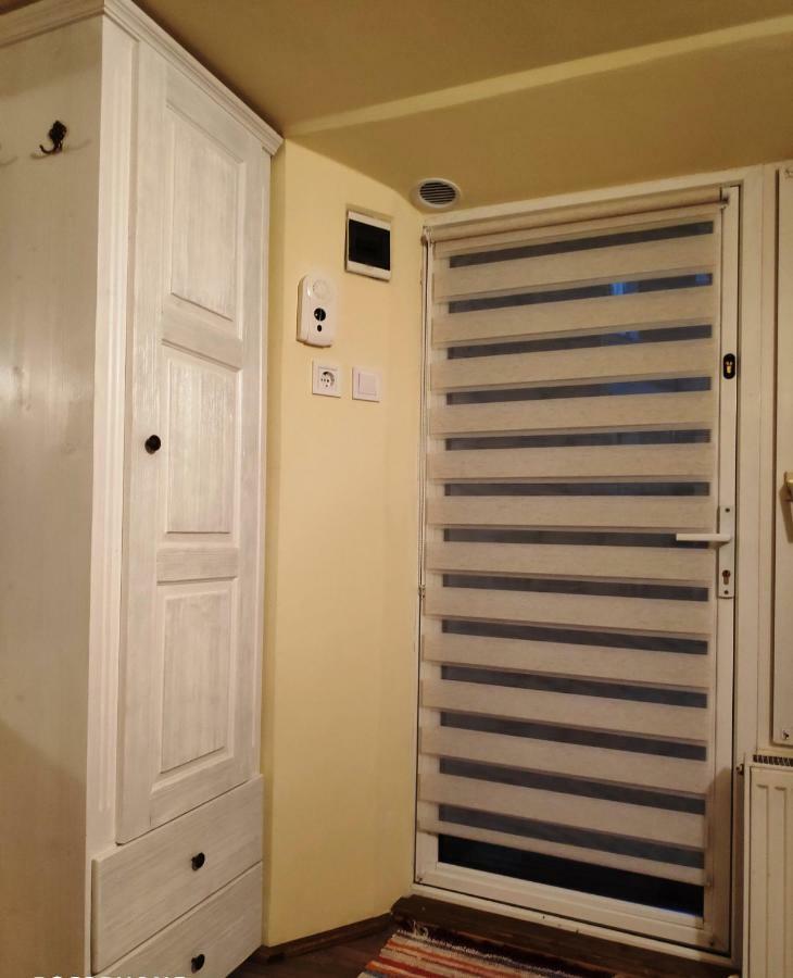 Republicii Rustic Apartament In Brasov City Center Exterior photo